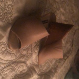 Nine West slip on mules Size 7